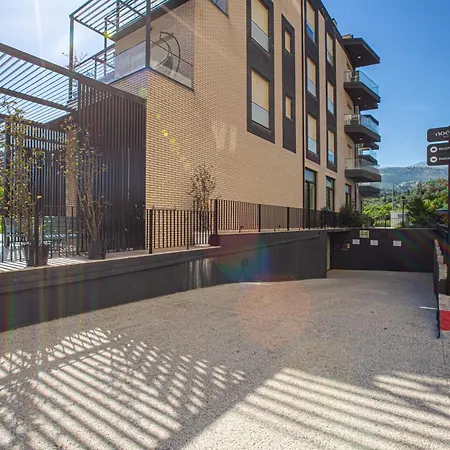 Ama's 1br Ap 3 - Parking, Kitchen&sea View